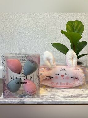 NWOT Bundle Headhand + Makeup Sponges